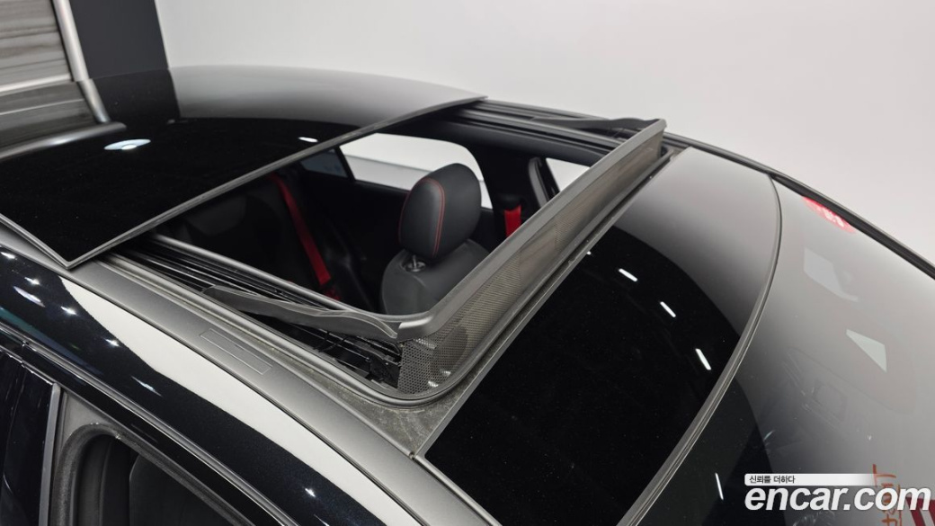 Mercedes-Benz A-Class AMG A35 4MATIC Sedan, 2022