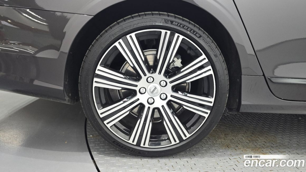 Volvo S90 B6 AWD Ultra Bright, 2025