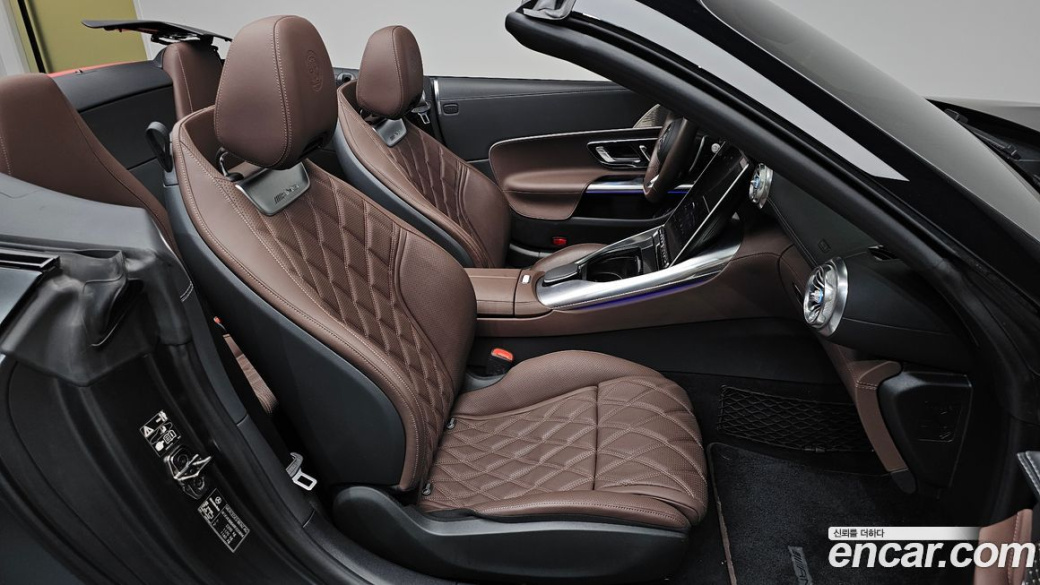 Mercedes-Benz SL-Class AMG SL63 4MATIC+, 2024