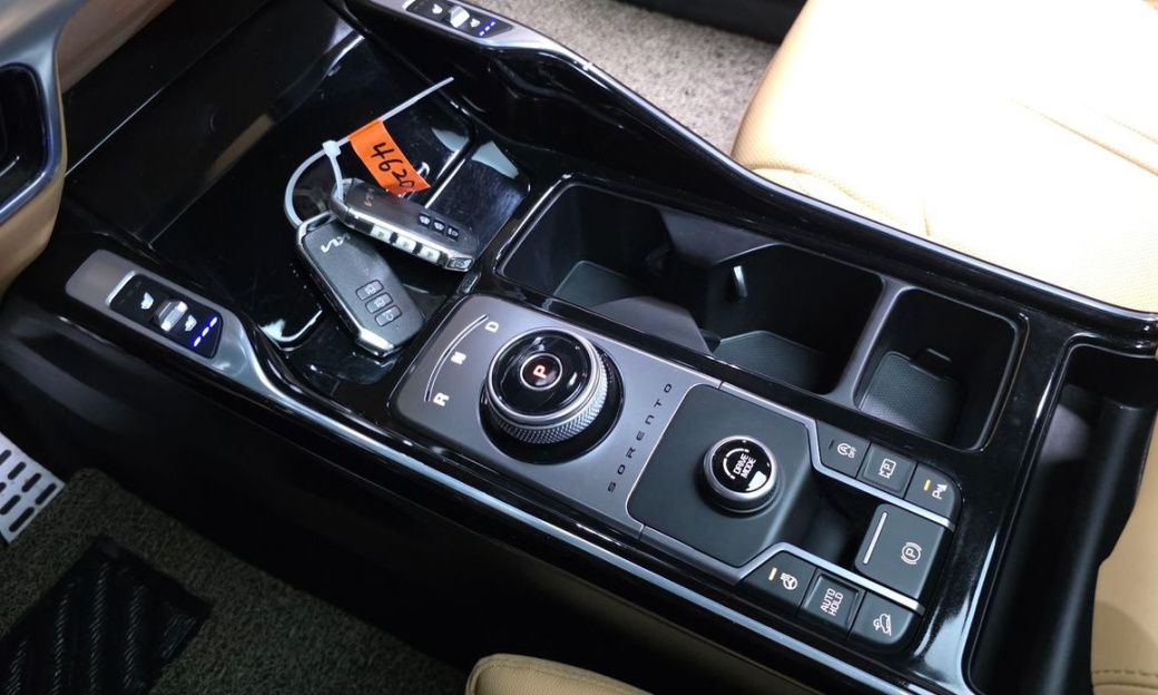 Kia Sorento Gasoline 2.5T 2WD, 2023