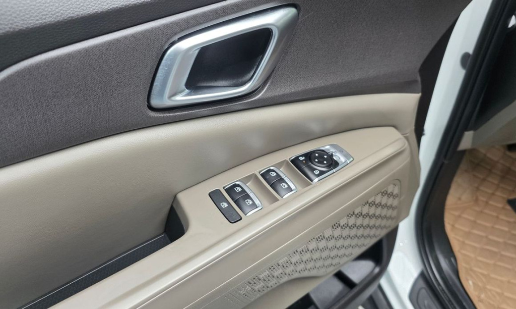Kia Carnival 9-Seater Noblesse, 2025