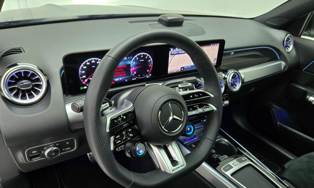 Mercedes-Benz GLB-Class AMG GLB35 4MATIC, 2025