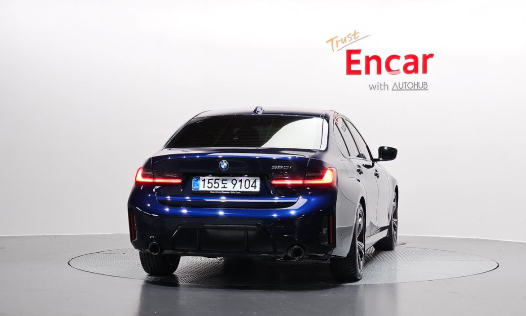 BMW 3-Series 320i M Sport, 2025