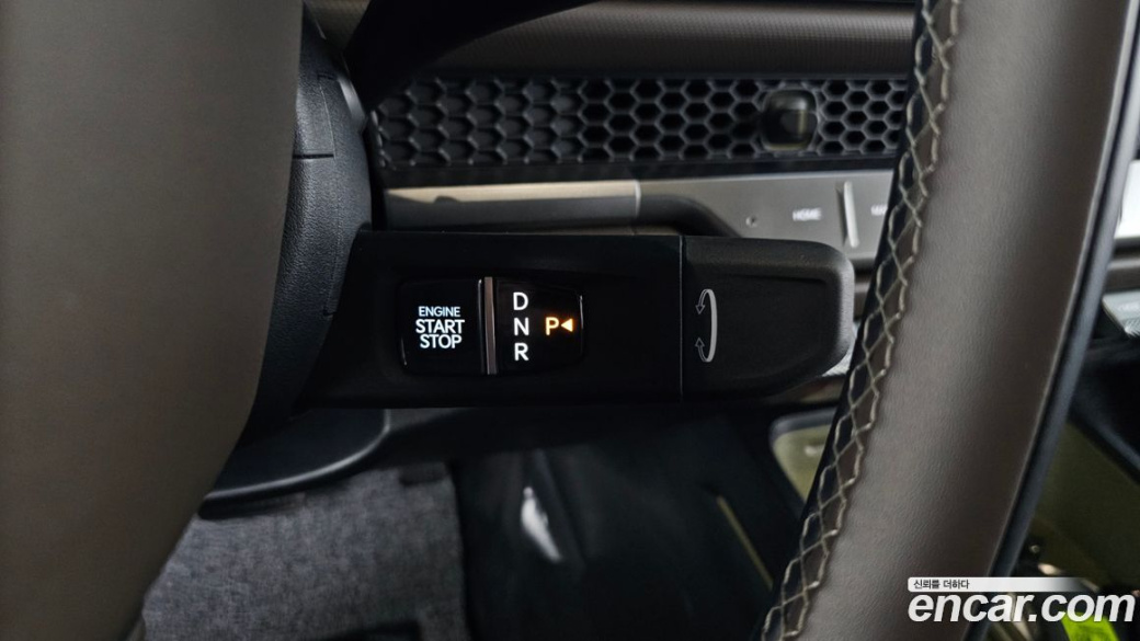 Kia Tasman 2.5T Gasoline 4WD, 2026