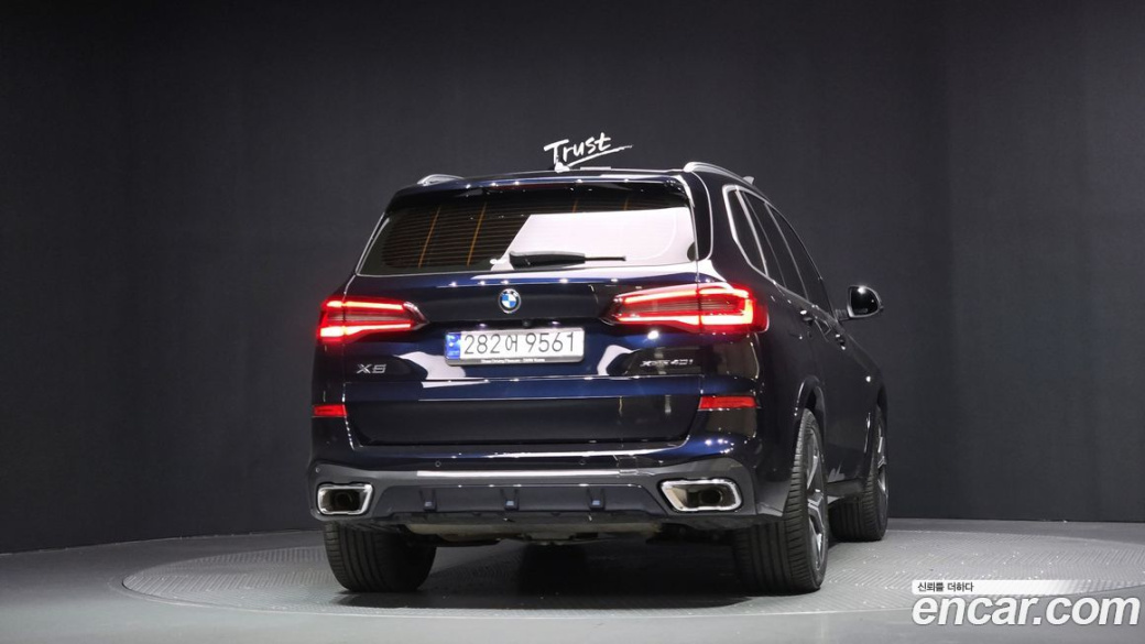 BMW X5 xDrive 40i M Sport, 2023