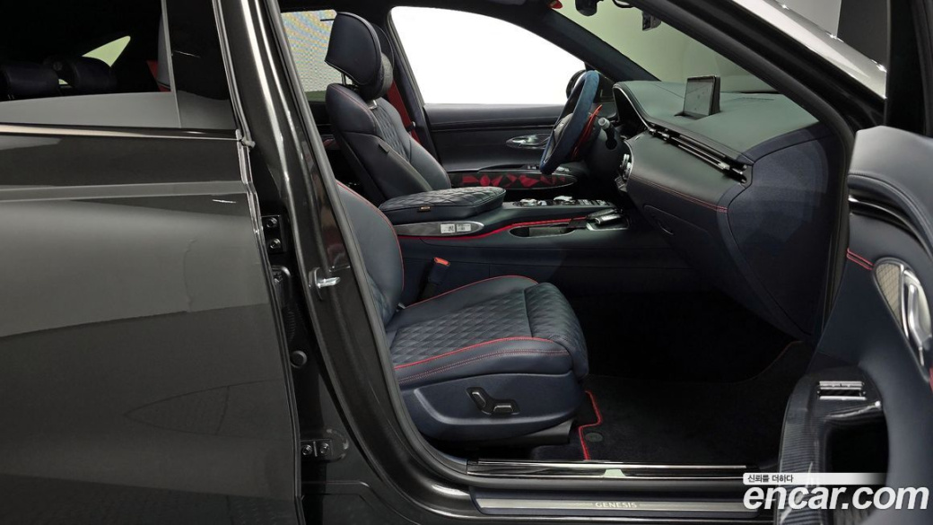 Genesis GV70 2.5T Gasoline 2WD, 2024