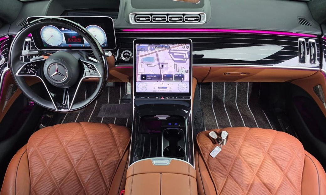 Mercedes-Benz S-Class Maybach S580 4MATIC, 2024