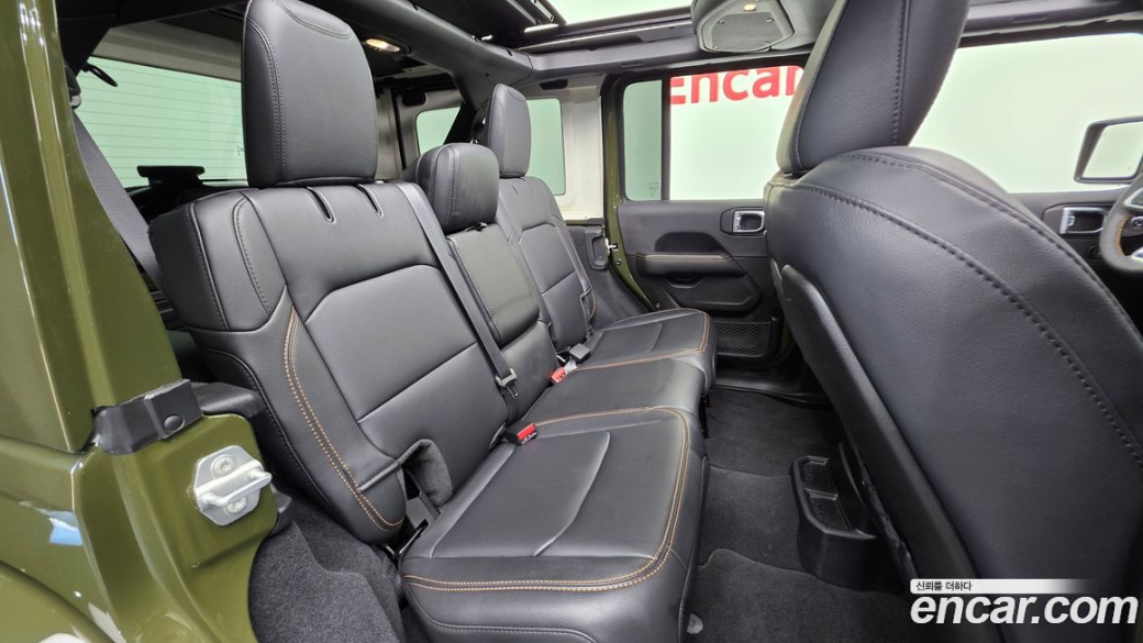 Jeep Wrangler 2.0 Sahara Power Top 4Door, 2024