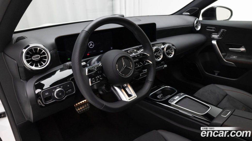 Mercedes-Benz A-Class AMG A45 4MAITC+ Hatchback, 2025