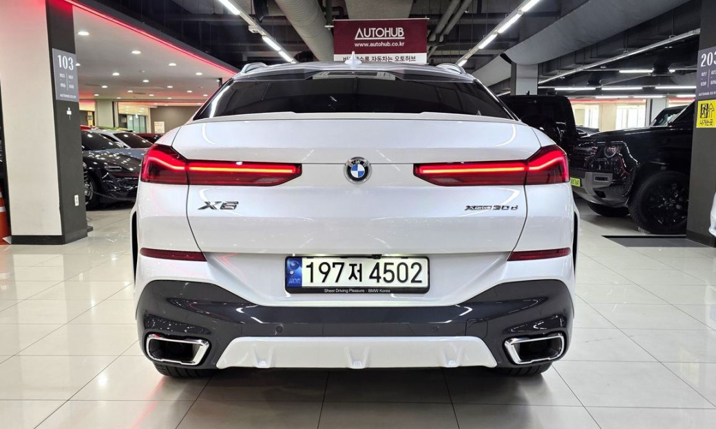 BMW X6 xDrive30d M Sport, 2023