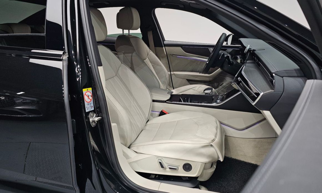 Audi A6 40 TDI Premium, 2025