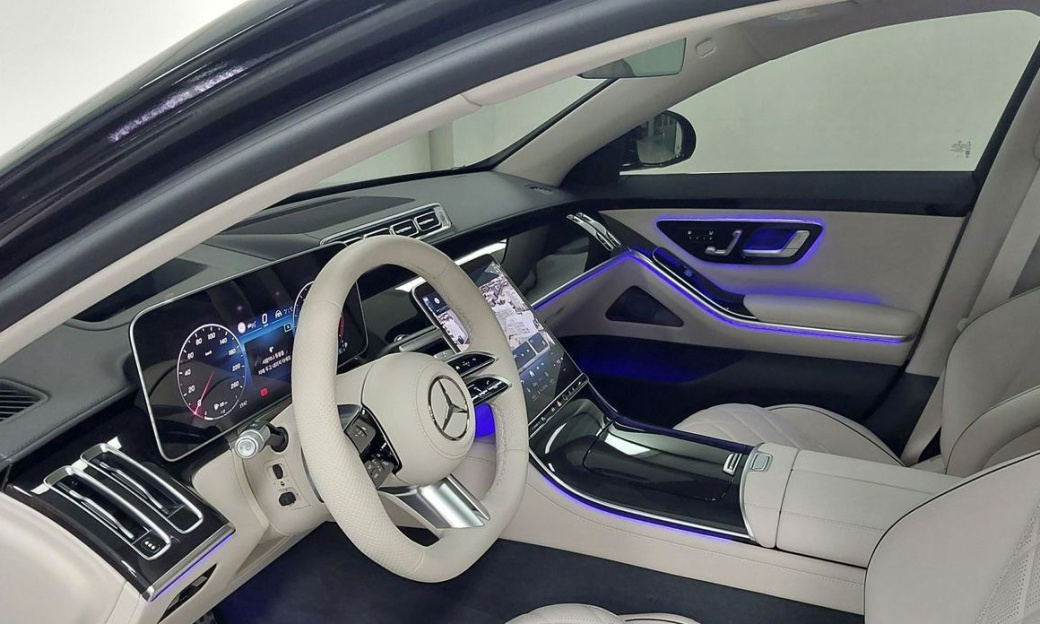 Mercedes-Benz S-Class S500 4MATIC, 2026