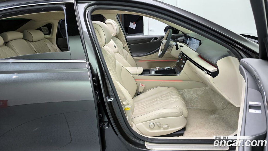 Genesis G80 Gasoline 2.5 Turbo 2WD, 2025