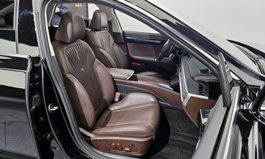 Hyundai Grandeur 2,5 Gasoline 2WD, 2023