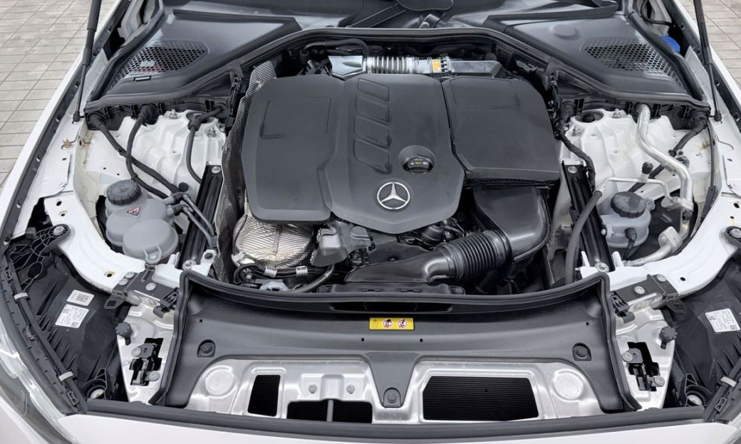 Mercedes-Benz E-Class E220d 4MATIC Exclusive, 2024