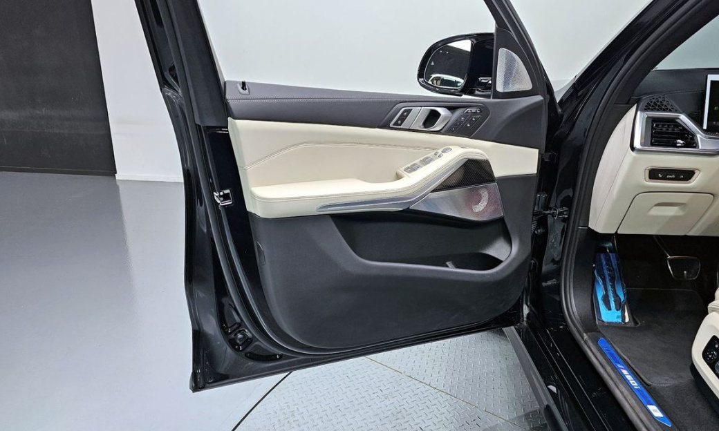 BMW X7 M60i xDrive M sport 6STR, 2025