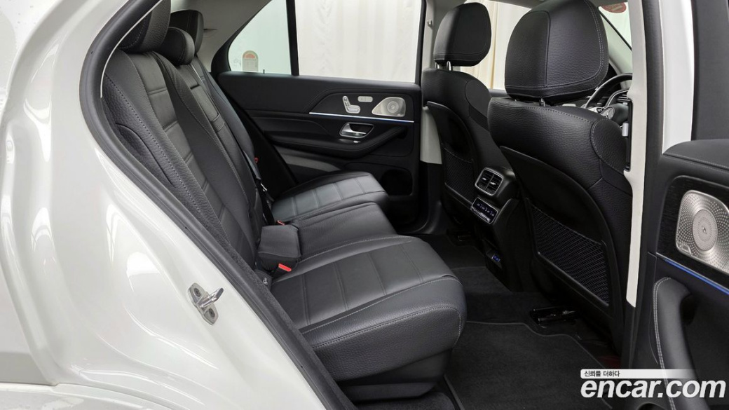 Mercedes-Benz GLE-Class GLE450 4MATIC, 2025