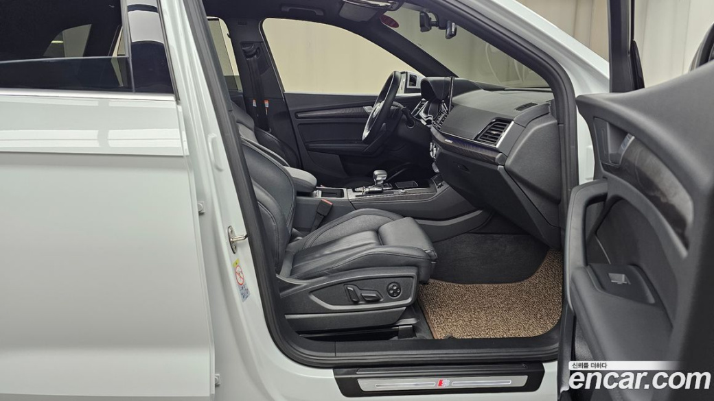 Audi Q5 45 TFSI Quattro Premium, 2023