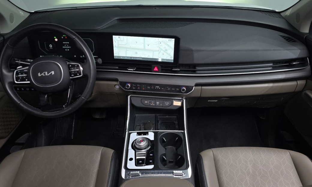 Kia Carnival 9-Seater Noblesse, 2025