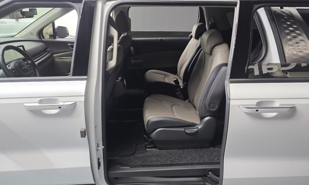 Kia Carnival 9-Seater Noblesse, 2025