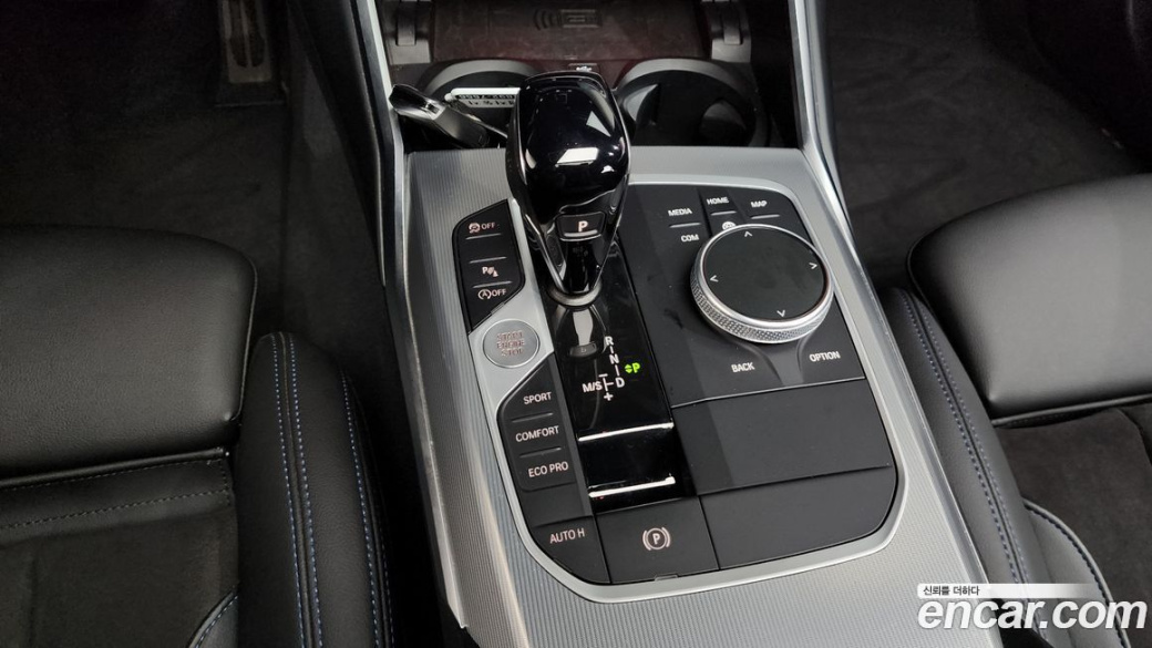 BMW 3-Series 320i M Sport, 2022