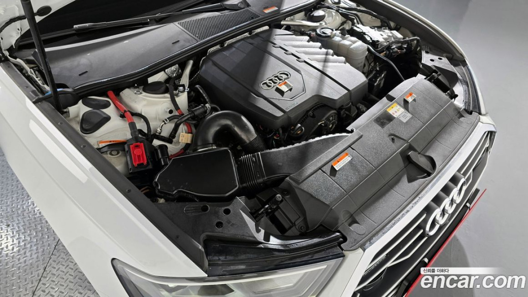 Audi A6 45 TFSI Quattro Premium, 2023