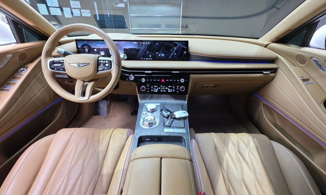 Genesis G80 Gasoline 2.5 Turbo AWD, 2025