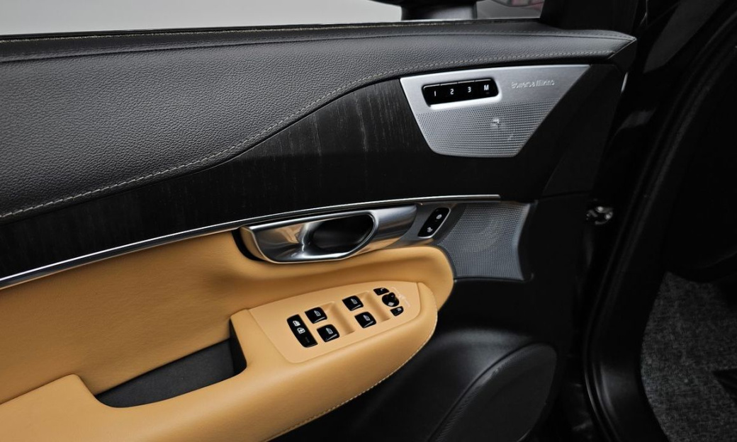 Volvo XC90 B6 Ultimate Bright, 2024