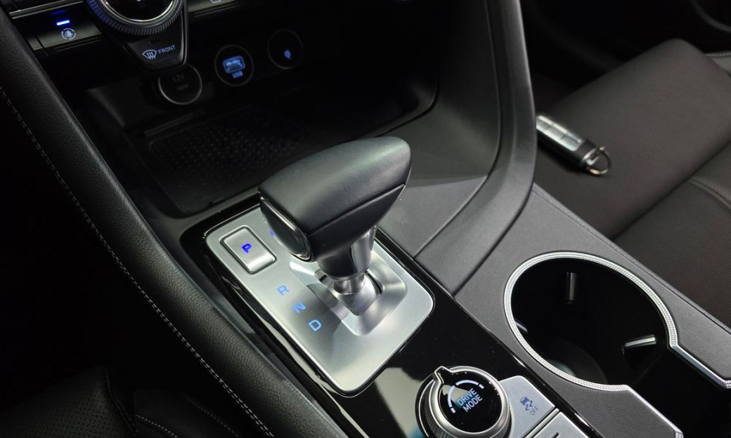 Genesis G70 Gasoline 2.0T 4WD, 2023