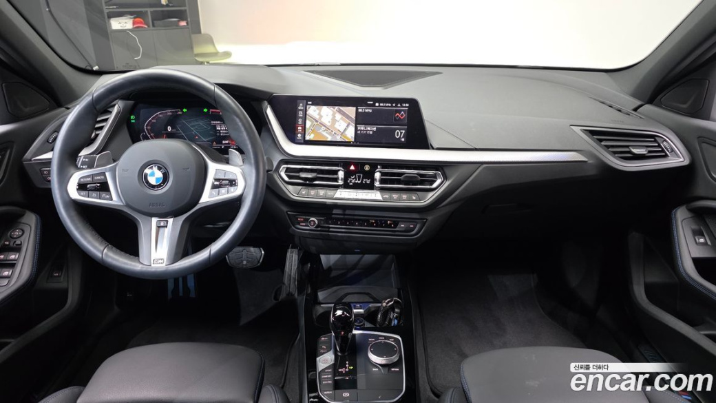 BMW 1-Series 120i M Sports, 2024
