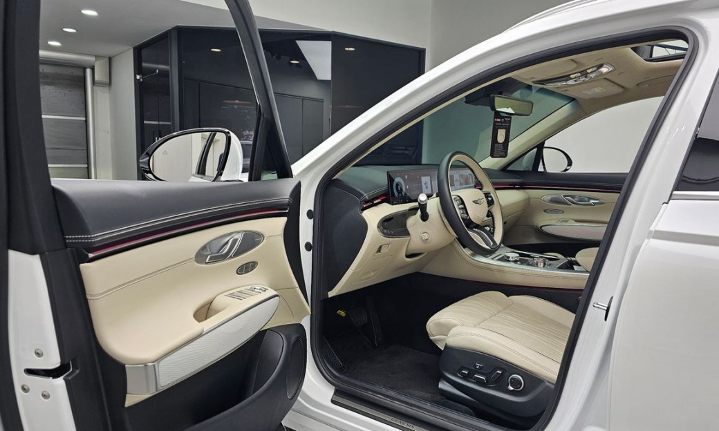 Genesis GV70 2.5T Gasoline AWD, 2025