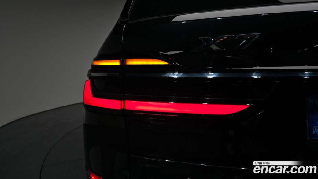 BMW X7 xDrive 40d M Sport 6STR, 2025