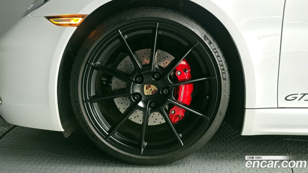 Porsche 718 4.0 GTS, 2022