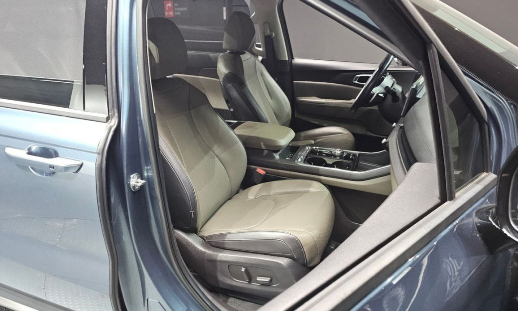 Kia Carnival 7-Seater Noblesse, 2024