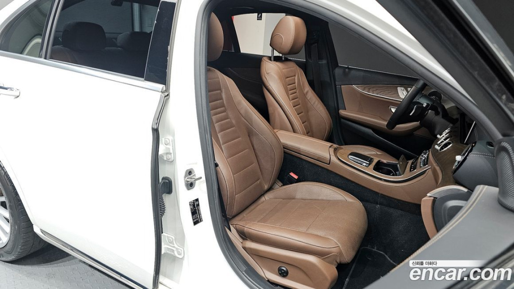 Mercedes-Benz E-Class E250 Exclusive, 2022