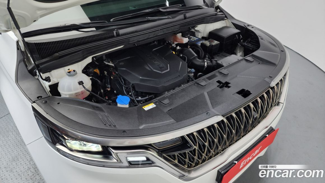 Kia Carnival 7-Seater Signature, 2023