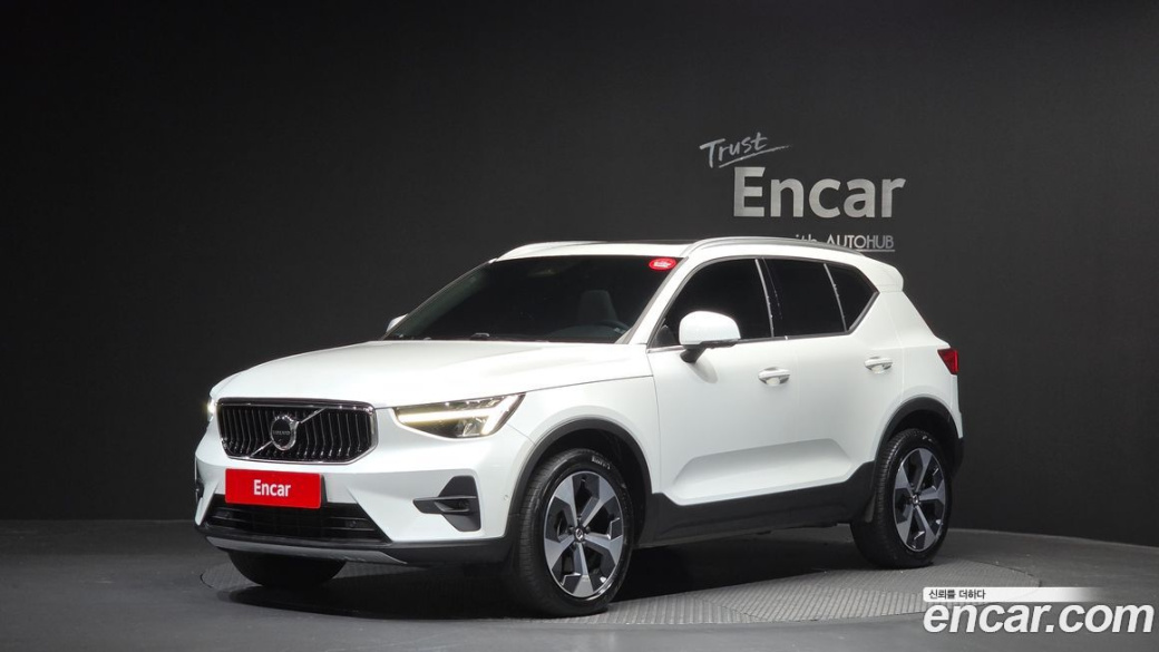 Volvo XC40 B4 Ultimate Bright, 2023