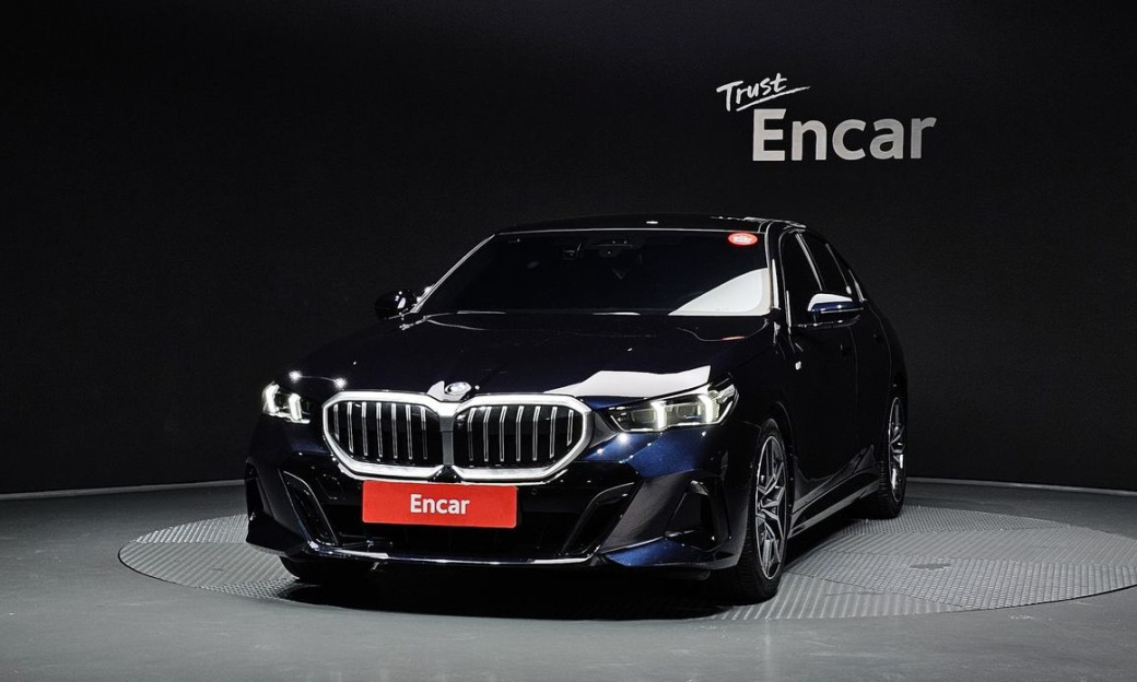 BMW 5-Series 520i M Sport, 2024