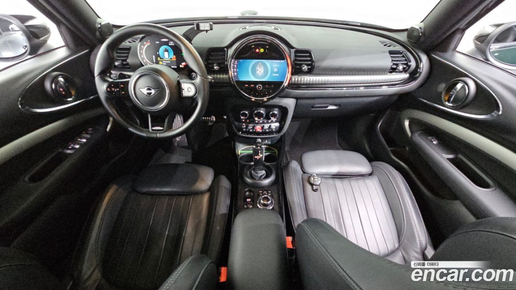 Mini Clubman JCW, 2023