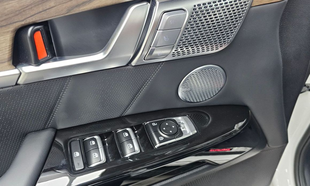 Kia Mohave Diesel 3.0 4WD 5-Seater, 2024