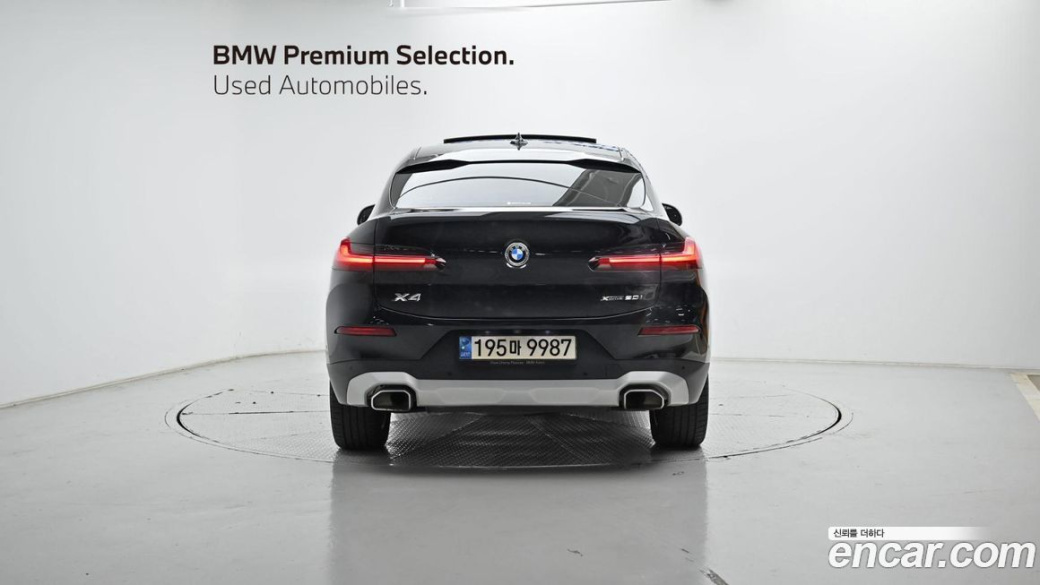 BMW X4 xDrive20i xLine, 2022