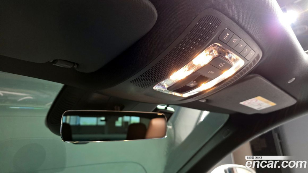 Mercedes-Benz CLA-Class CLA250 4MATIC, 2025