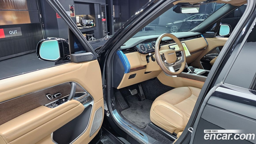 Land Rover Range Rover P530 Autobiography Long Wheel Base, 2025