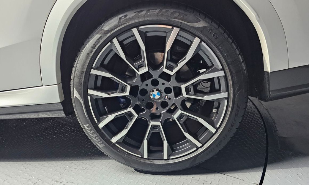 BMW X6 xDrive40i M Sport, 2024