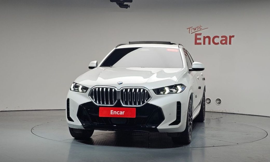 BMW X6 xDrive40i M Sport, 2024