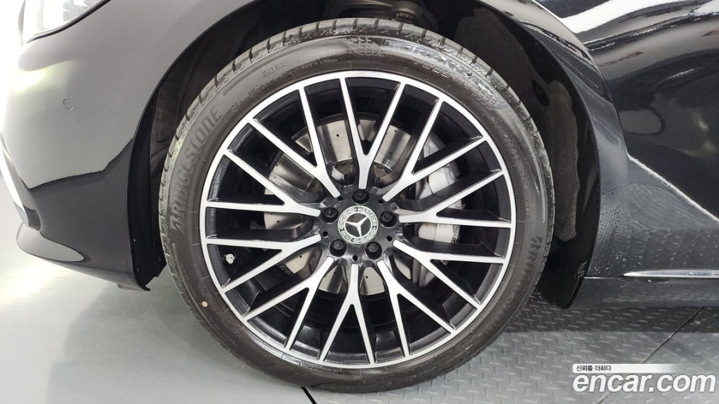 Mercedes-Benz S-Class S580L 4MATIC, 2022