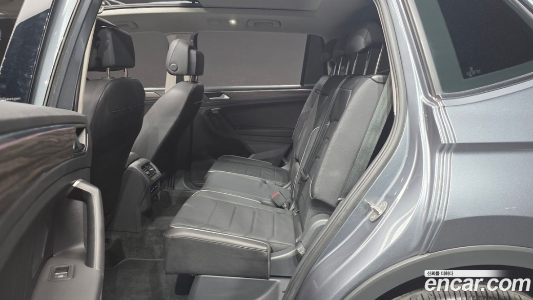 Volkswagen Tiguan 2.0 TSI Prestige, 2024