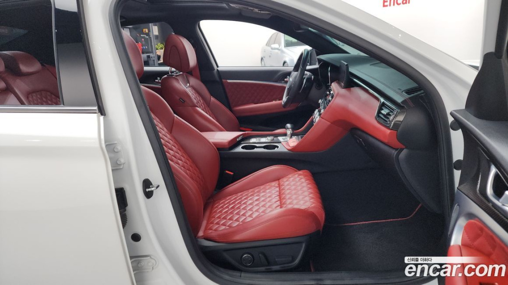 Genesis G70 Gasoline 2.0T 4WD, 2021