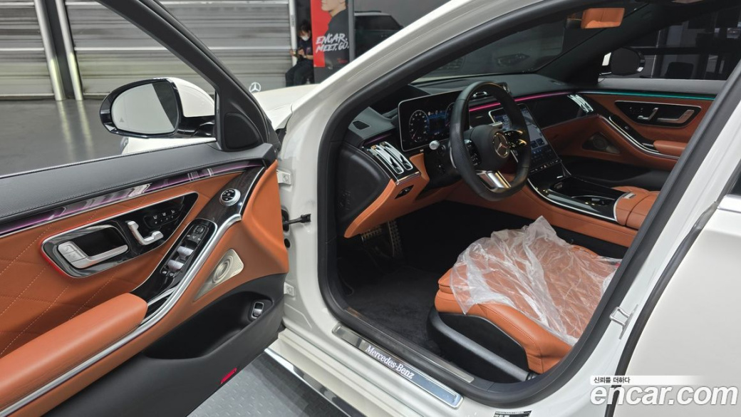 Mercedes-Benz S-Class S500L 4MATIC, 2023