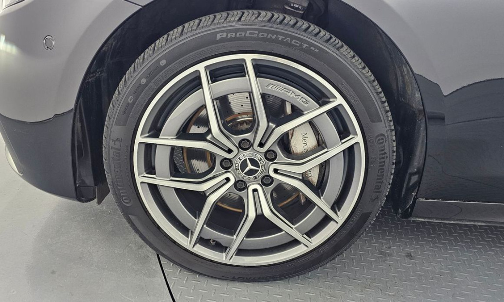 Mercedes-Benz E-Class E220d 4MATIC AMG Line, 2022